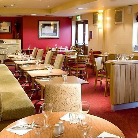 Premier Inn London Heathrow M4/J4 Ґіллінґдон Екстер'єр фото